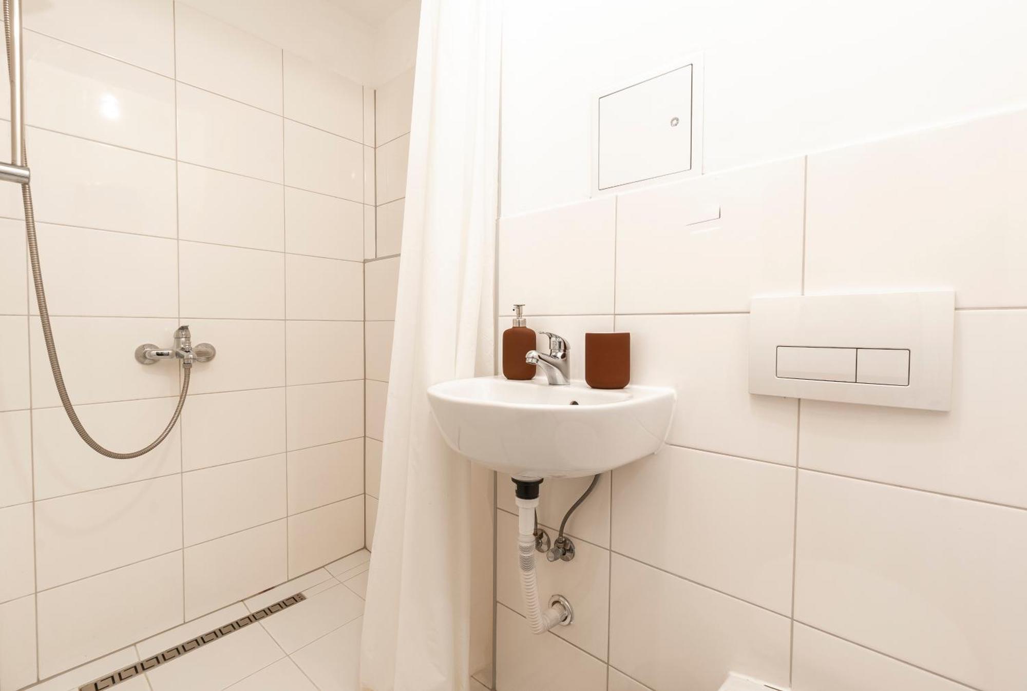 Stilvolles Apartment In Neustadt Бремен Екстериор снимка